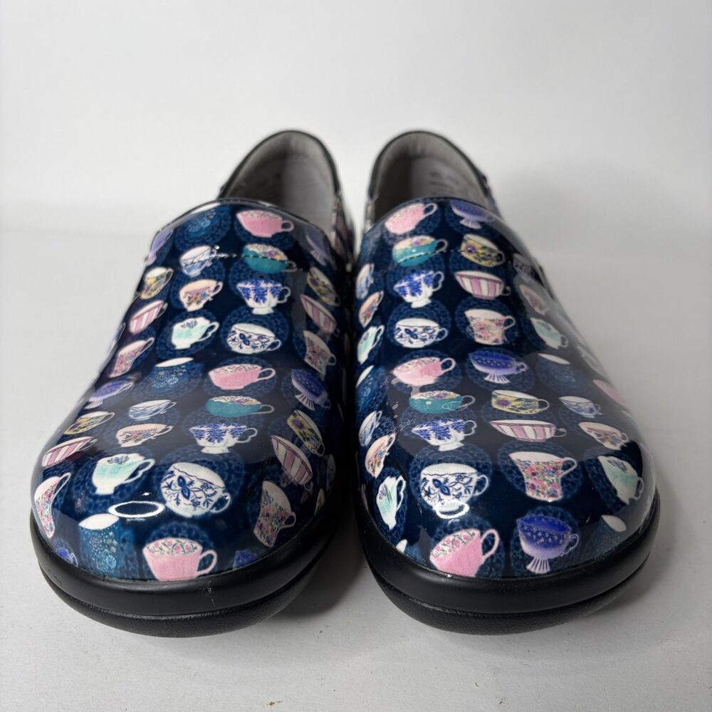 Alegria Kel-7626 Comfort Clog Shoe Slip Resistant Tea Cup Pattern Women Size 38 - Picture 2 of 8